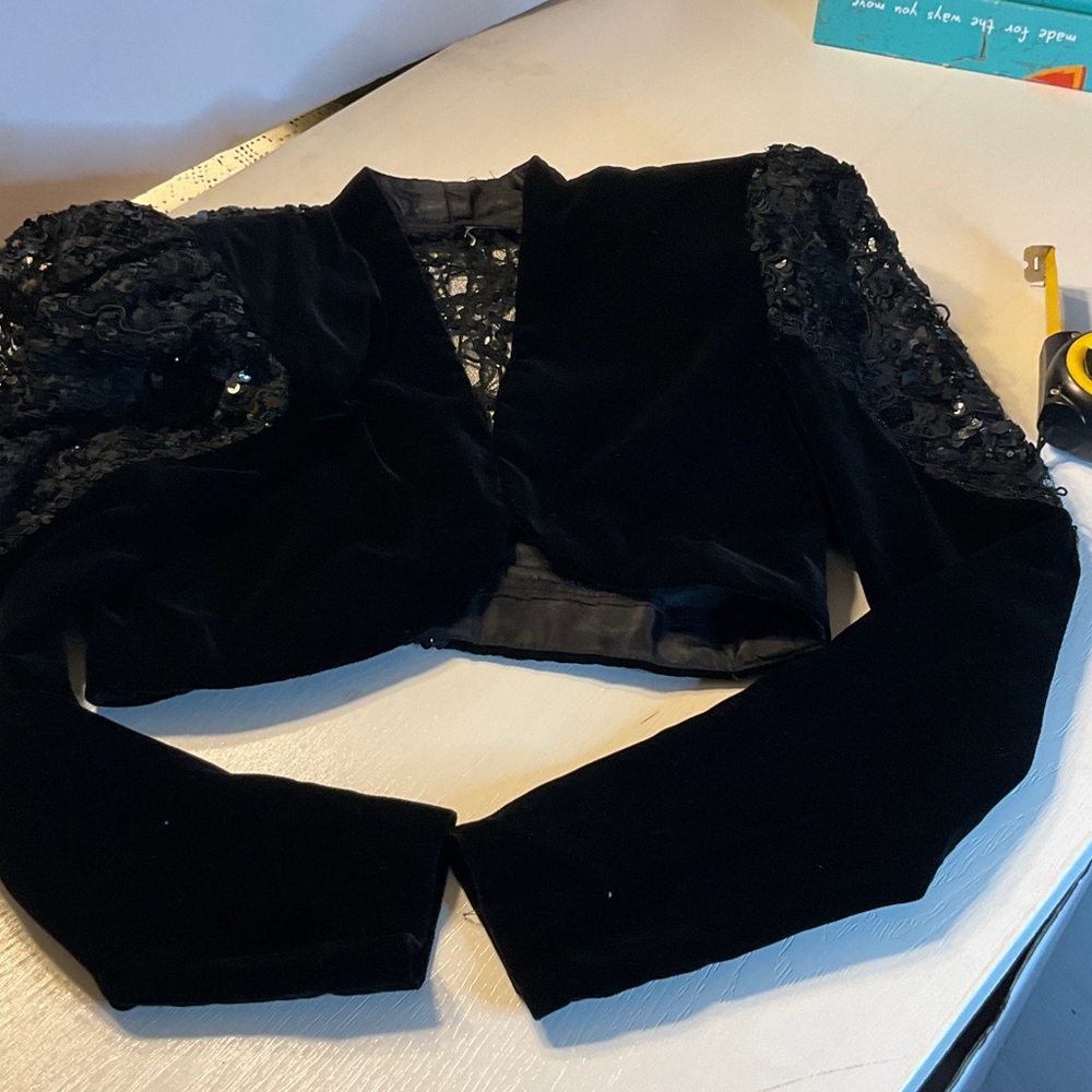 Elegant Black Velvet Women's Top